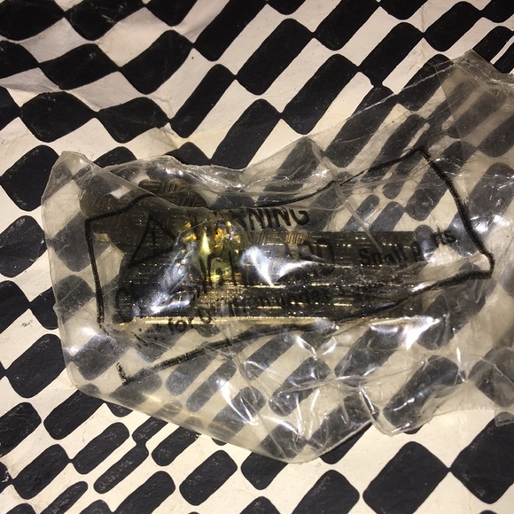 Vintage m&ms pin - Picture 2 of 2